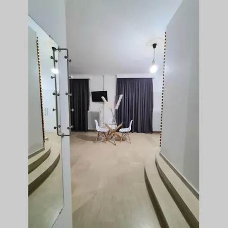 In The Heart Of The 4 *